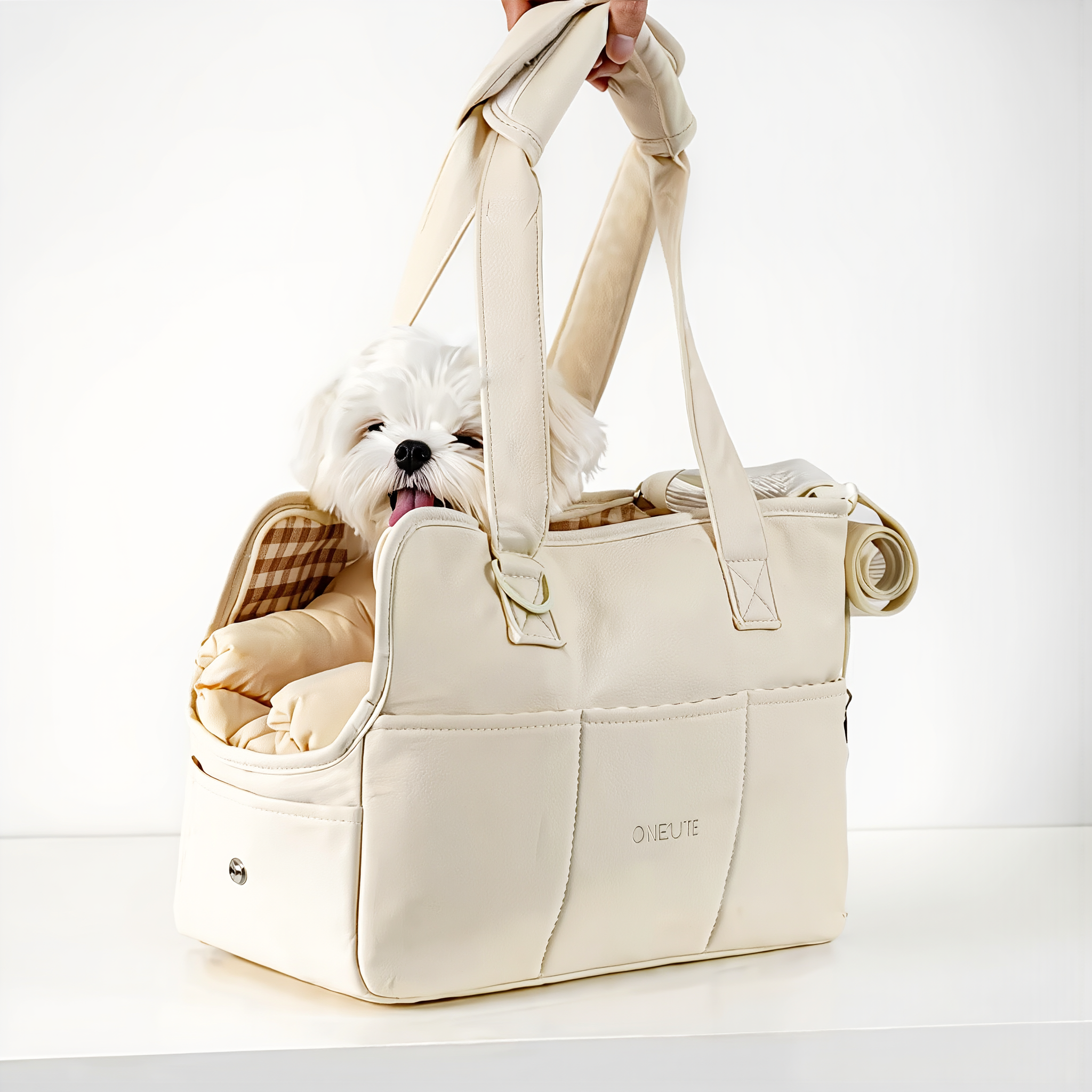 The Sand Onecute Carrier